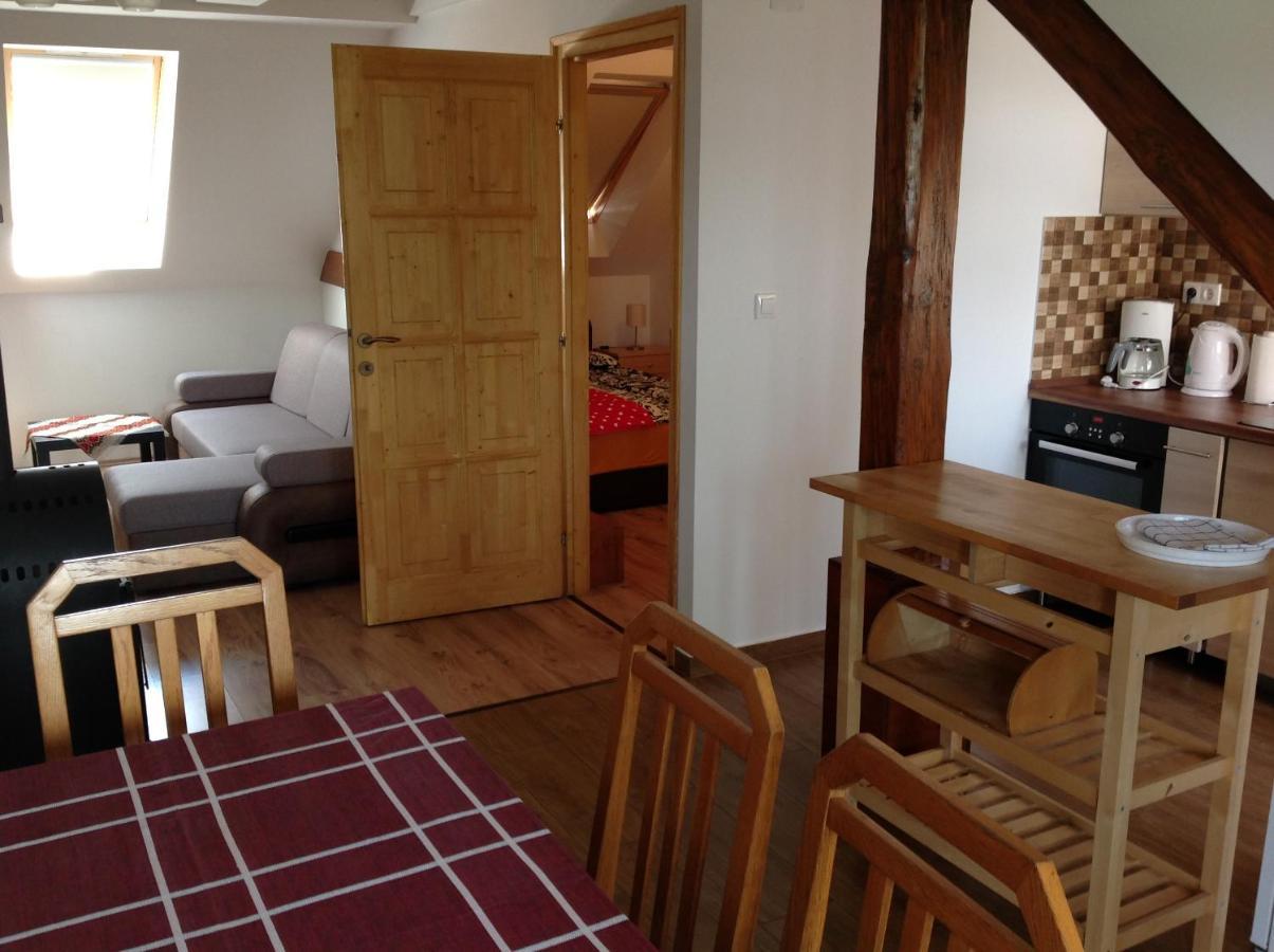 King Apartman シャールヴァール エクステリア 写真
