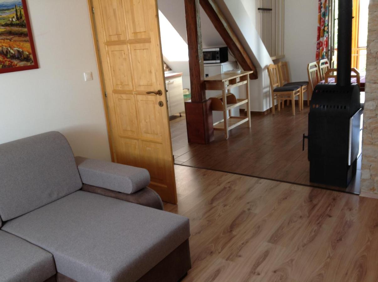 King Apartman シャールヴァール エクステリア 写真